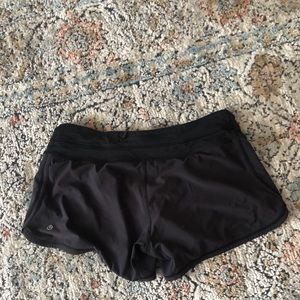 Lulu lemon wa shorts TAGS WERE CUT OFF